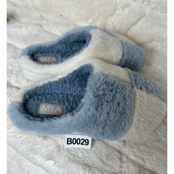 MIA Slipper 7 Plush Footbed Slide Scuffette Fuzzy - Picture 4 of 5